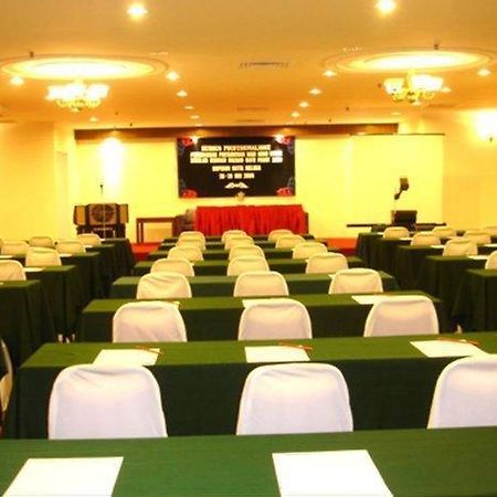 The Emperor Hotel Malacca Buitenkant foto
