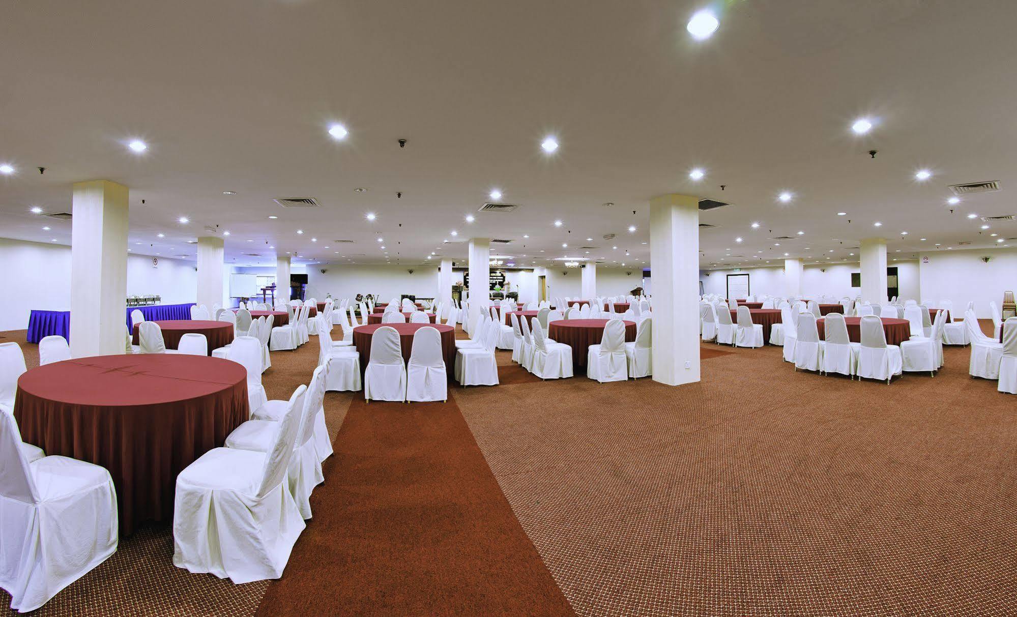 The Emperor Hotel Malacca Buitenkant foto