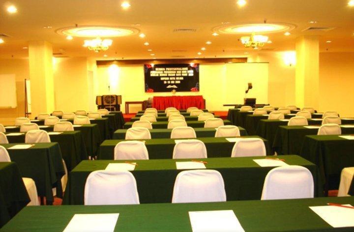 The Emperor Hotel Malacca Buitenkant foto